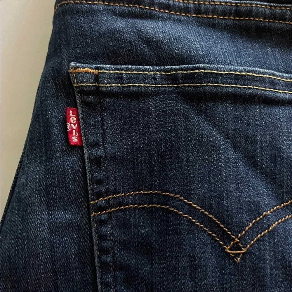 Levi’s 726 Flare High Rise Size 33